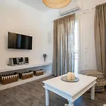 Apartment Akrogiali